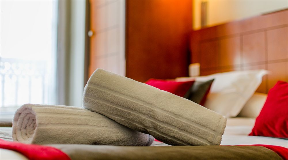 Hotel Pilime Parijs Buitenkant foto