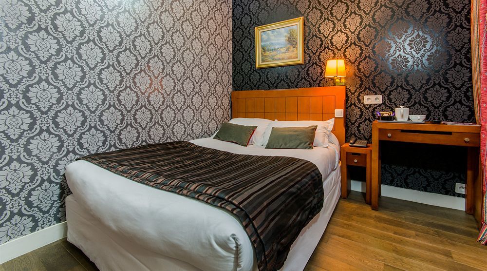 Hotel Pilime Parijs Buitenkant foto
